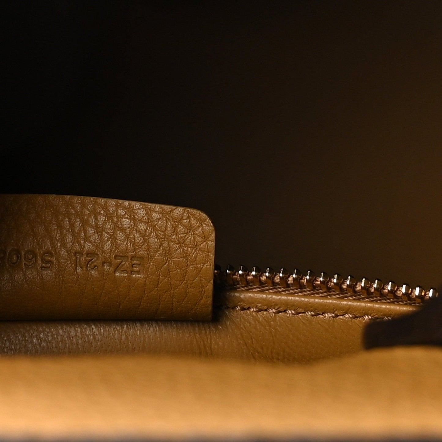 Calfskin Small Hug Bag Testa Di Moro Burnt Ocra