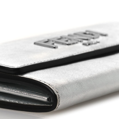 Metallic Calfskin Continental Wallet On Chain Argento