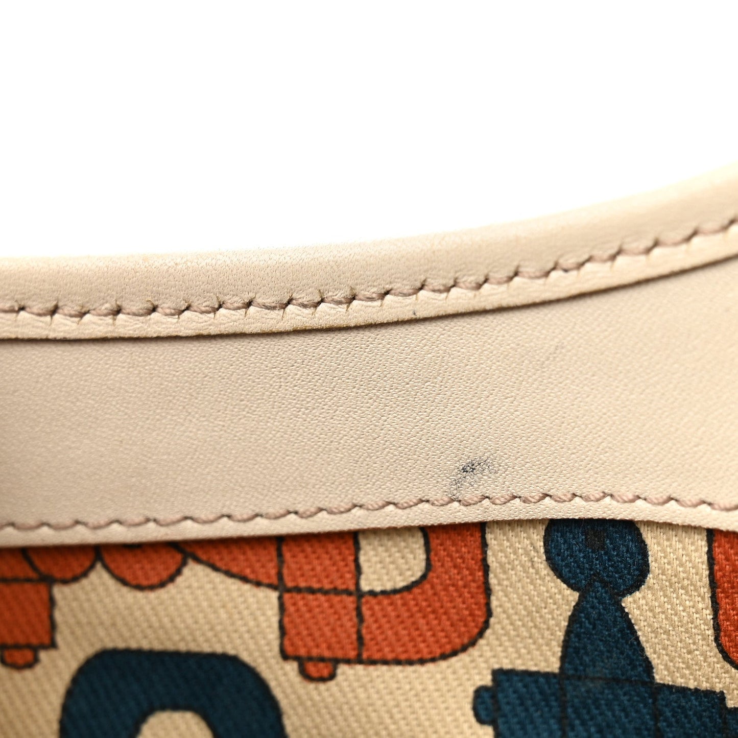 Guccissima Punch Hobo Off White