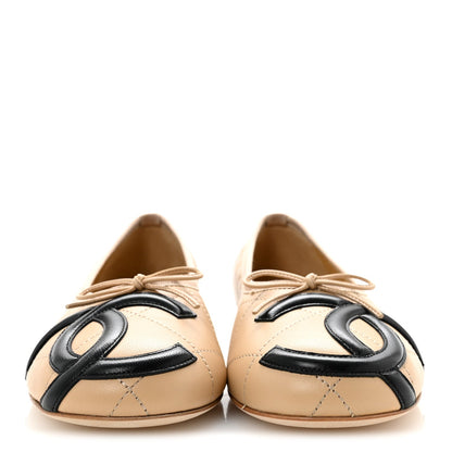 Lambskin Quilted CC Cambon Ballet Flats 38 Beige Black