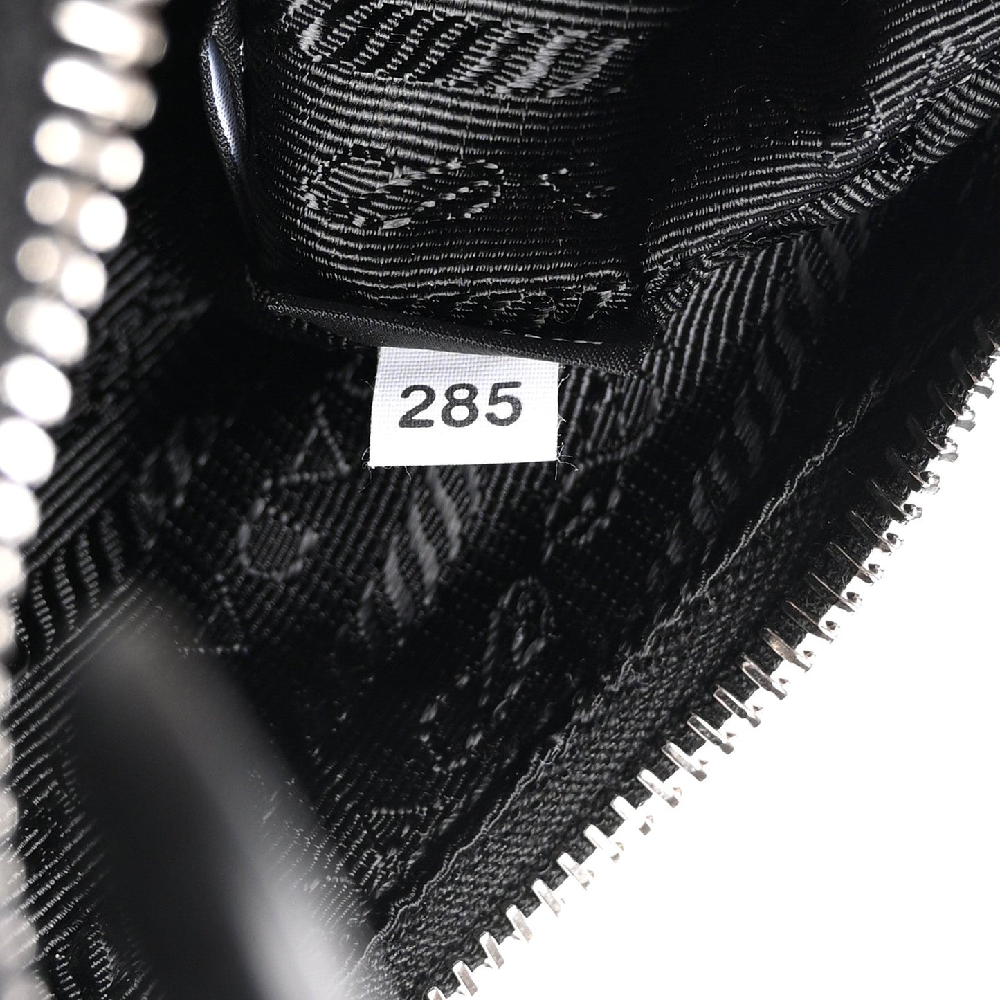 Re-Nylon Saffiano Re-Edition 2005 Shoulder Bag Black