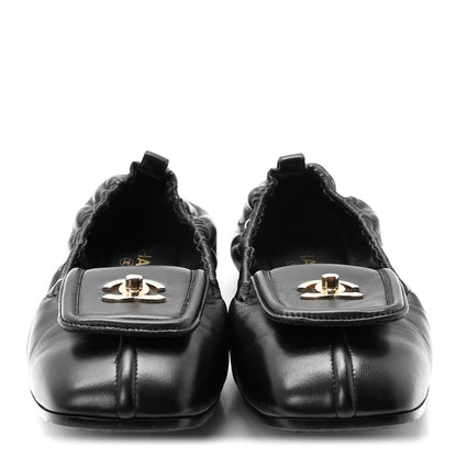 Lambskin CC Turnlock Ballerina Flats 37 Black