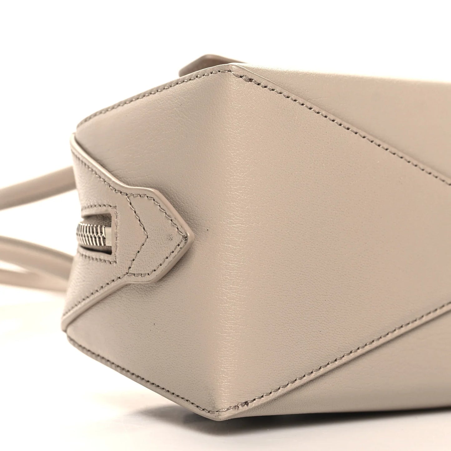 Alaia Shiny Goatskin Medium Le Teckel Bag Grege