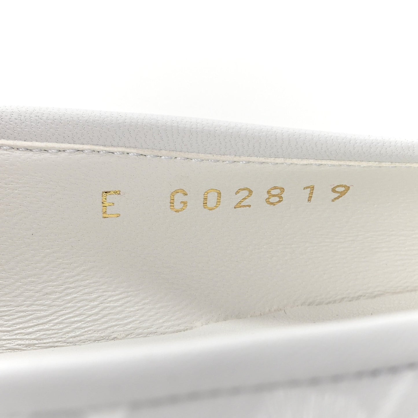 Lambskin Metallic Lambskin Cap Toe CC Ballet Flats 36 White Gold