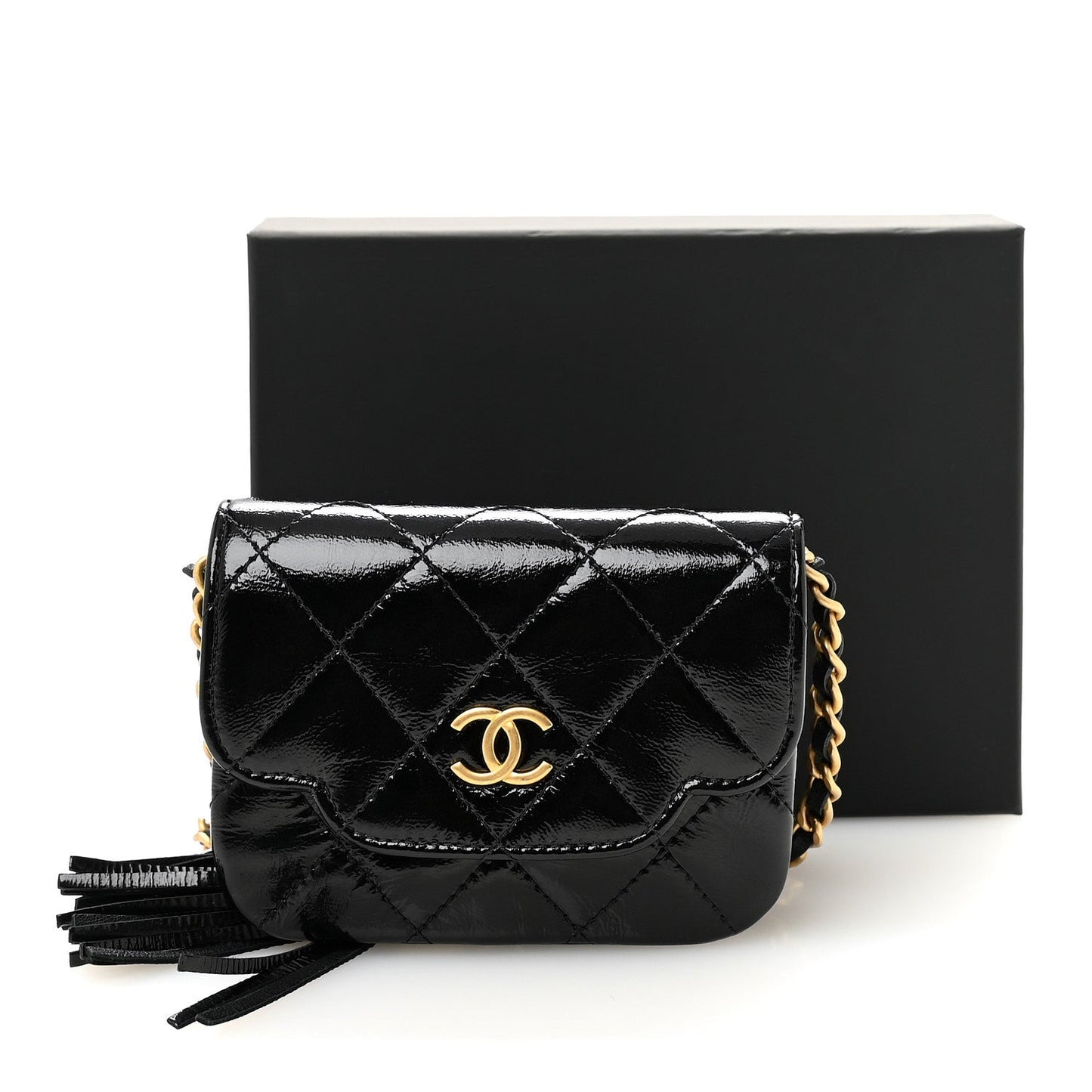 Crumpled Patent Lambskin Quilted Tassel Clutch With Chain Black