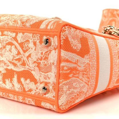 Canvas Toile De Jouy Reverse Embroidered Medium Lady D-Lite Fluorescent Orange