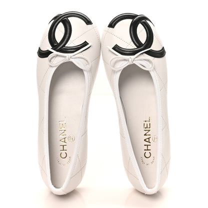 Lambskin Quilted CC Cambon Ballet Flats 37 White Black