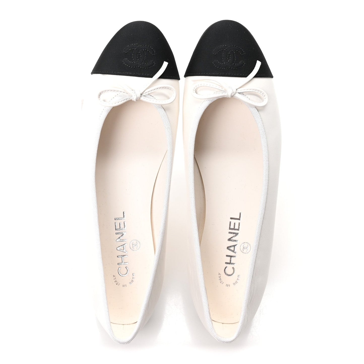 Calfskin Grosgrain Cap Toe CC Ballerina Flats 39.5 Ivory Black