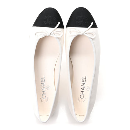 Calfskin Grosgrain Cap Toe CC Ballerina Flats 39.5 Ivory Black