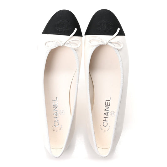 Calfskin Grosgrain Cap Toe CC Ballerina Flats 39.5 Ivory Black