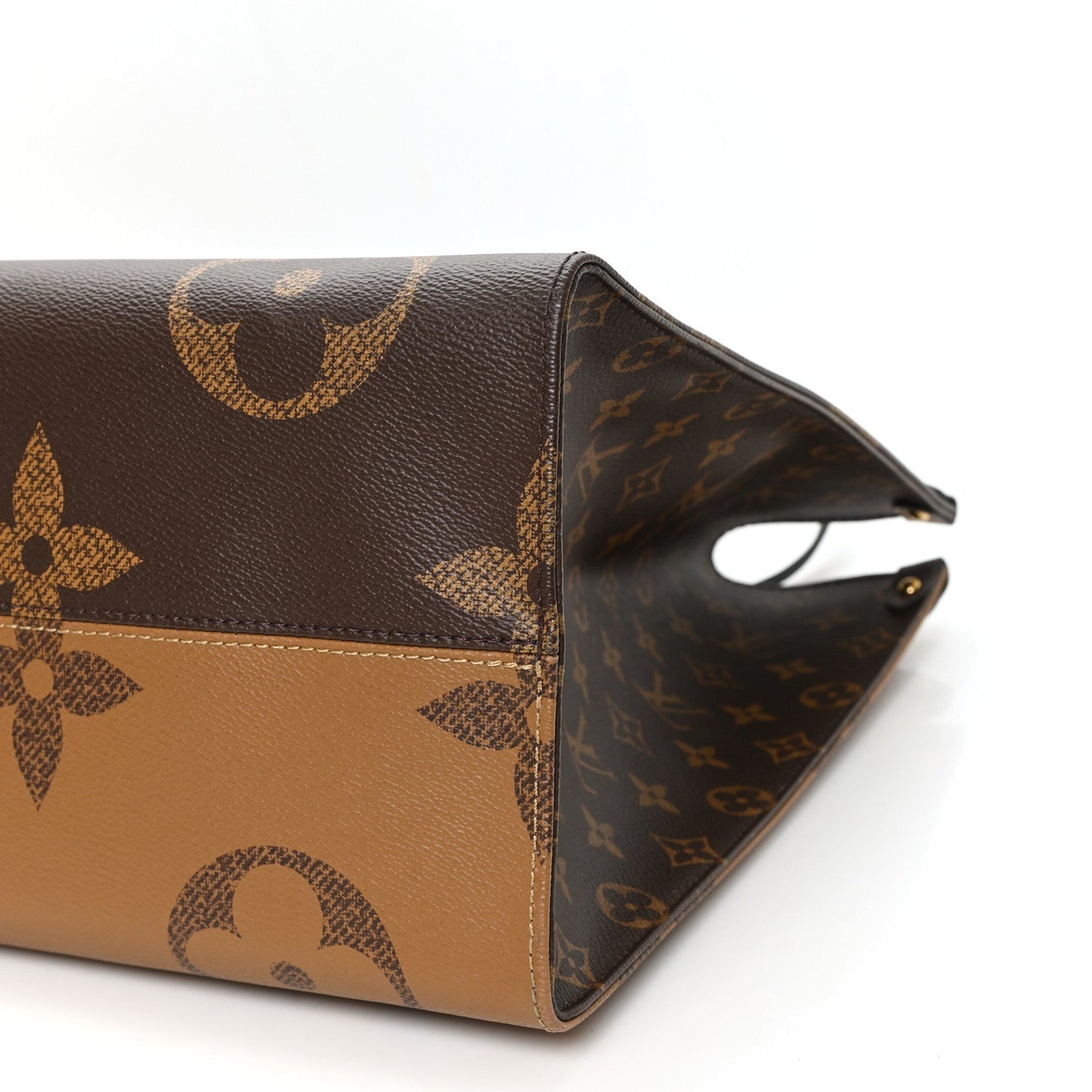 Reverse Monogram Giant Onthego GM